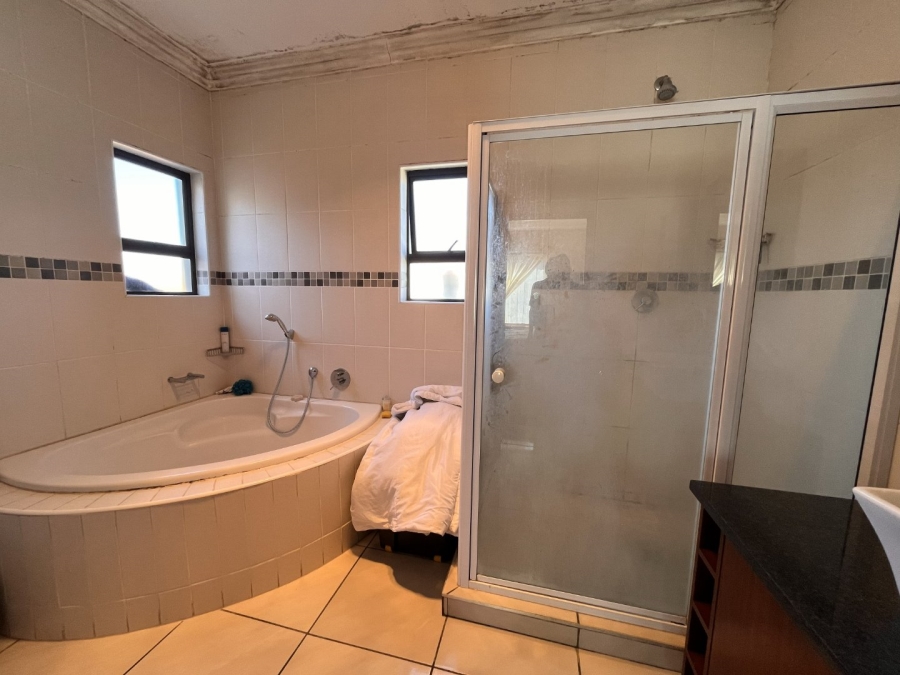 3 Bedroom Property for Sale in Lilyvale Free State